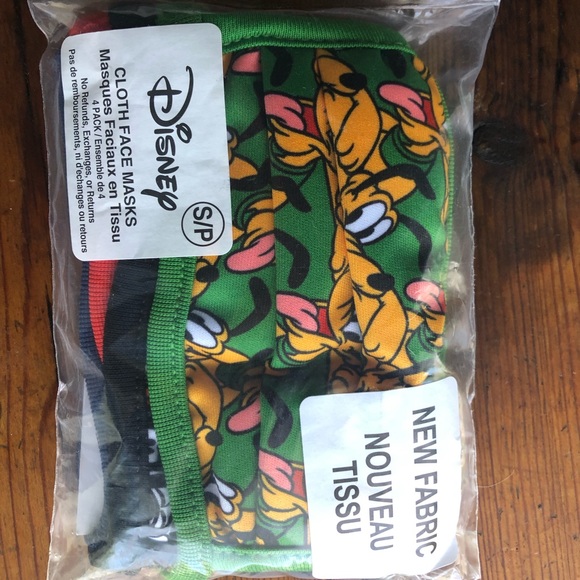 4 pack kids Disney friends Disney cloth facemasks - Picture 2 of 5